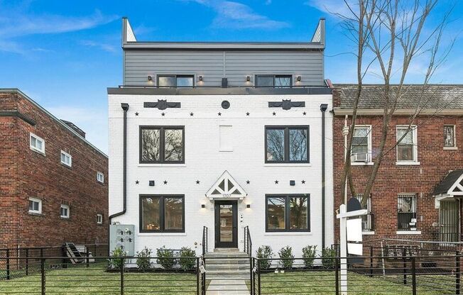 1707 W VIRGINIA AVE