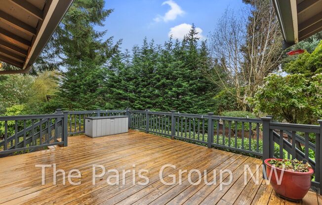 Stunning 2024 Remodeled Kirkland Home! Beautiful In & Out with Central A/C!