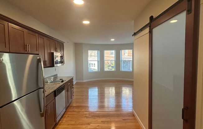 Studio, 1 bath, 392 sqft, $1,490, Unit 5 S State 201