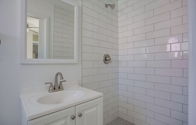 1 bed, 1 bath, 350 sqft, $2,095, Unit 29
