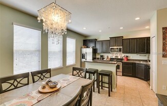 4237 REGAL TOWN LN