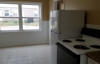 1 bed, 1 bath, 600 sqft, $600, Unit 908 SHS