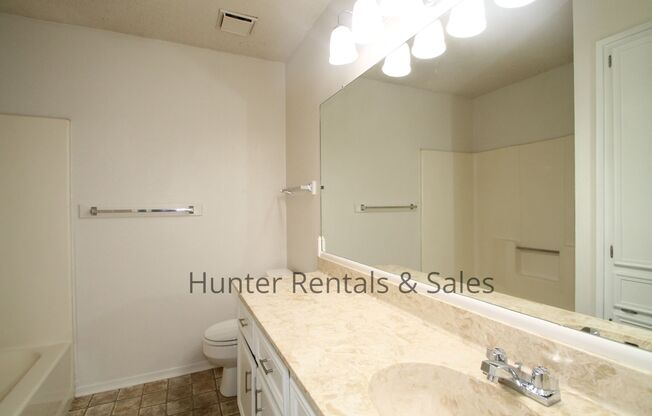 3 beds, 2 baths, $1,150