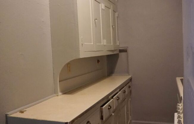 1 bed, 1 bath, 750 sqft, $850, Unit 1234-A2