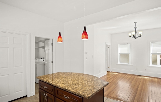 167 JEFFERSON AVE