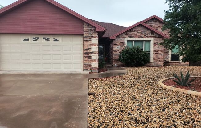 Elegant 3 bedroom, 2 bath home 4 minutes from Goodfellow AFB COMING SOON!