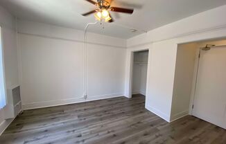 Studio, 1 bath, $1,095, Unit A10