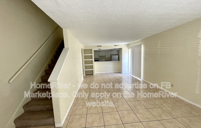 8517 LINCOLN CV DR
