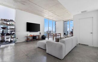 151 SE 1st St # 31-02 (A11705828)