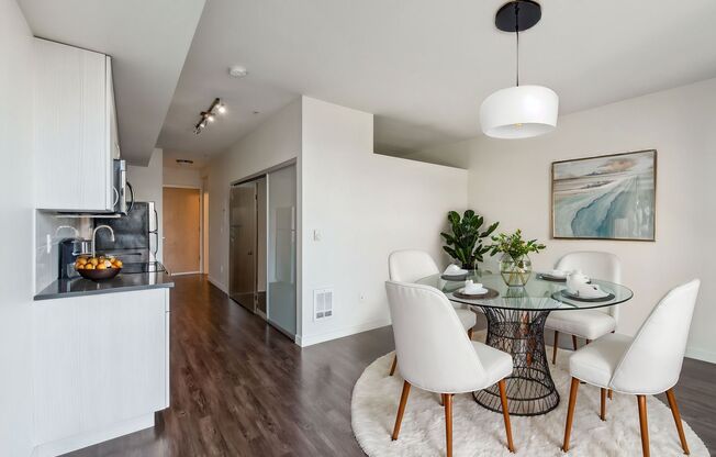 1 bed, 1 bath, 517 sqft, $1,557, Unit 602A