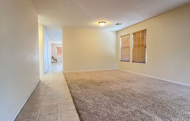 Summerlin South 3 bed 2 bath single story home with vaulted ceilings