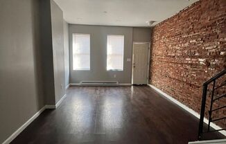 3 beds, 1 bath, $1,300