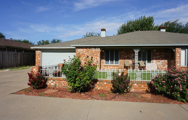 3 beds, 2 baths, 1,568 sqft, $1,395, Unit 7904 Aberdeen B