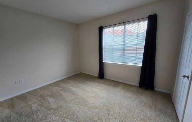 2 beds, 2 baths, $1,600