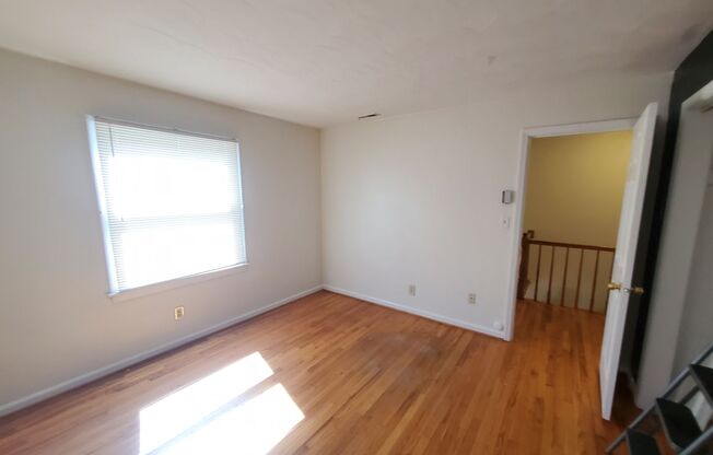 4 bedroom and 2 and a half single family home in Chesapeake
