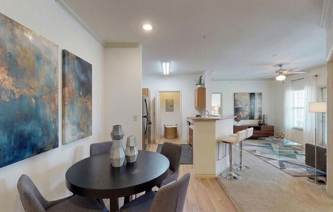 2 beds, 2 baths, 865 sqft, $1,239, Unit 3208
