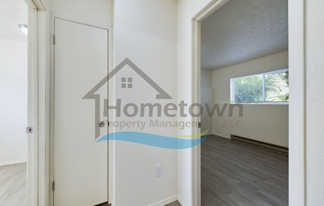 2 beds, 1 bath, 800 sqft, $1,200, Unit C1