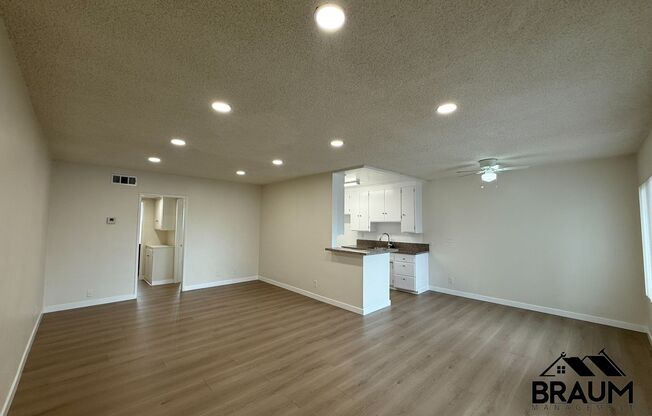 6041 WHITSETT