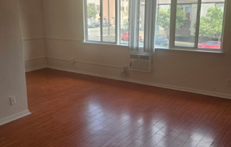 3028 W 4 ST