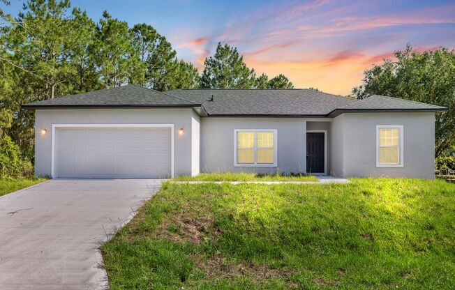 Gorgeous 3 Bedroom, 2 Bathroom Home in Palm Bay!!