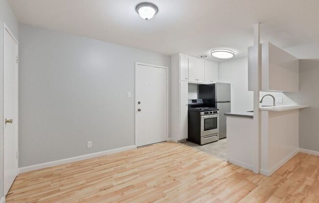 450 Alcatraz Avenue Unit 10