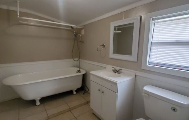 2 beds, 2 baths, $1,695