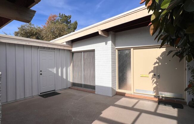 Scottsdale 4 Bed. 1.75 Bath located In Town & Country Division a Ralph Haver Home