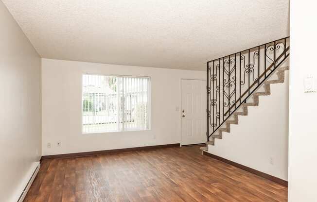 Welcome to Cinnamon Square Apartments