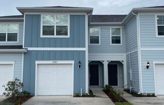 Move In Special! 3 Bedroom, 2.5 Bath Town Home in Grayson Square with 1 Car Garage!