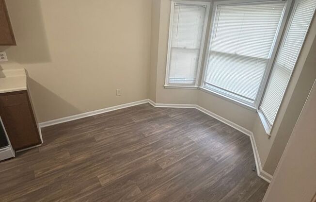 1215 Oakplace Drive