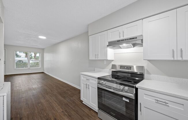 2 beds, 1 bath, 850 sqft, $1,600, Unit D307