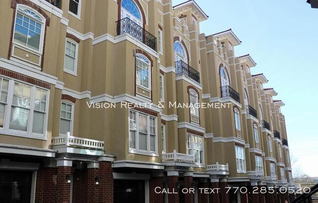 829 CLIFTON HTS LN NE