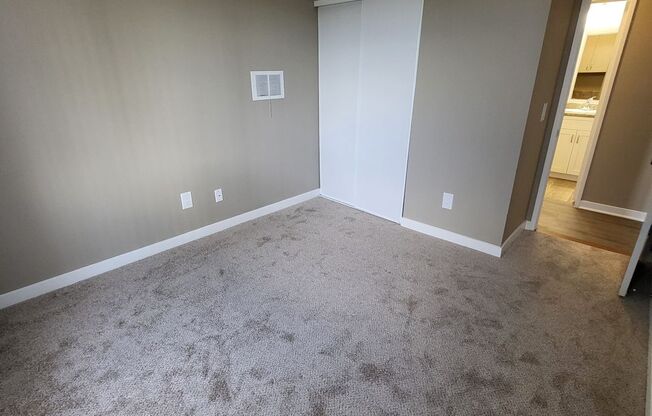 2 beds, 1.5 baths, 840 sqft, $2,295, Unit 648 - 49