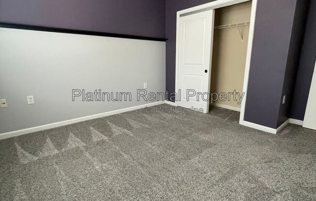 3 beds, 2.5 baths, 2,069 sqft, $2,095, Unit 10