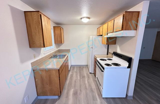 2203 SE 96 DR