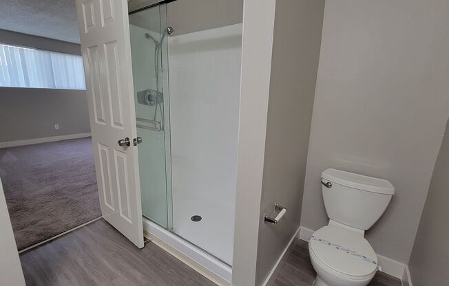 2 beds, 2 baths, 1,000 sqft, $2,620, Unit D54