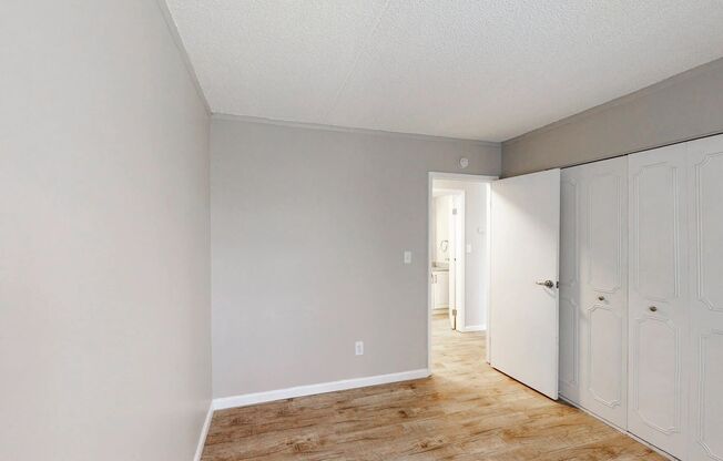 2 beds, 1.5 baths, 1,035 sqft, $1,605, Unit 1-505