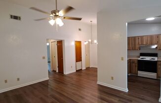 2 beds, 1 bath, $1,050