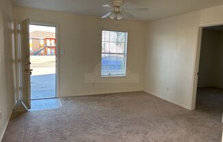 2 beds, 1 bath, $795, Unit 1709 Spring Rose Unit A