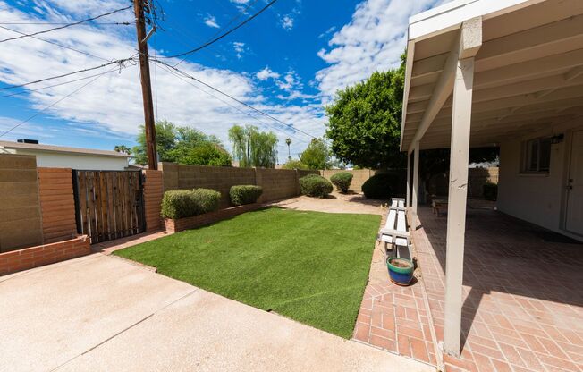 5 beds, 2 baths, $3,495