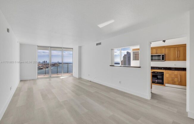 335 S Biscayne Blvd # 41-09 (A11701883)