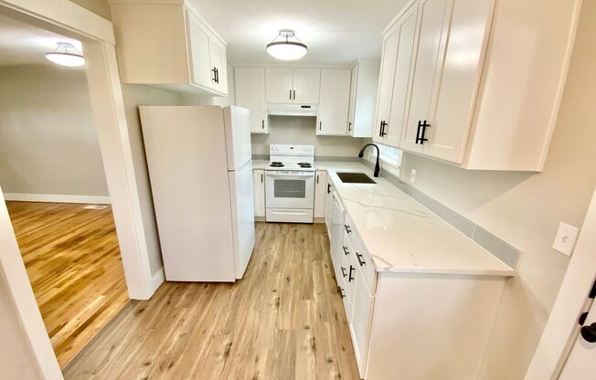 3 beds, 1 bath, $2,495