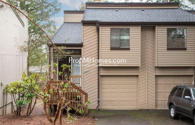 Mtn Park Oasis - Updated Two Bedroom Townhome in LO!