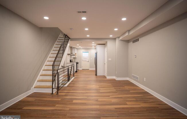 Large 3 bedroom with powder room on 1st fl