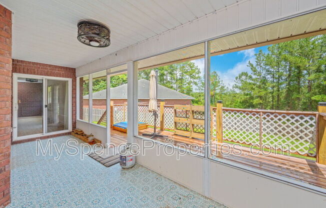 618 TERRITORY LN