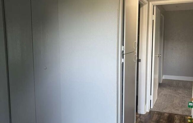 2 beds, 1 bath, 850 sqft, $1,575, Unit 1107 L6