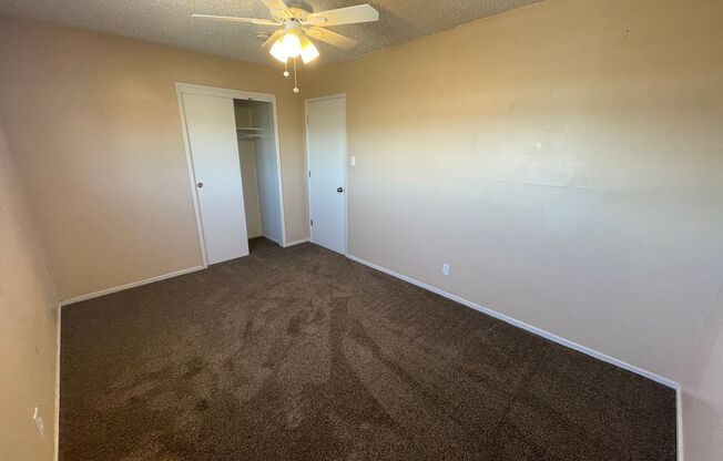 2 beds, 1 bath, $1,550, Unit 14