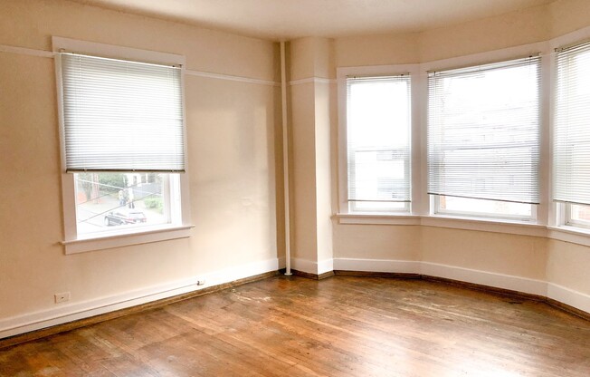 St Florence Apartments