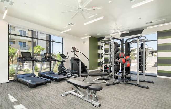 Fitnes Center at Streamliner 16th Apartments in Phoenix