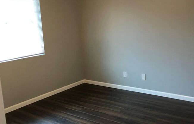 2 beds, 1 bath, 945 sqft, $1,500, Unit 029